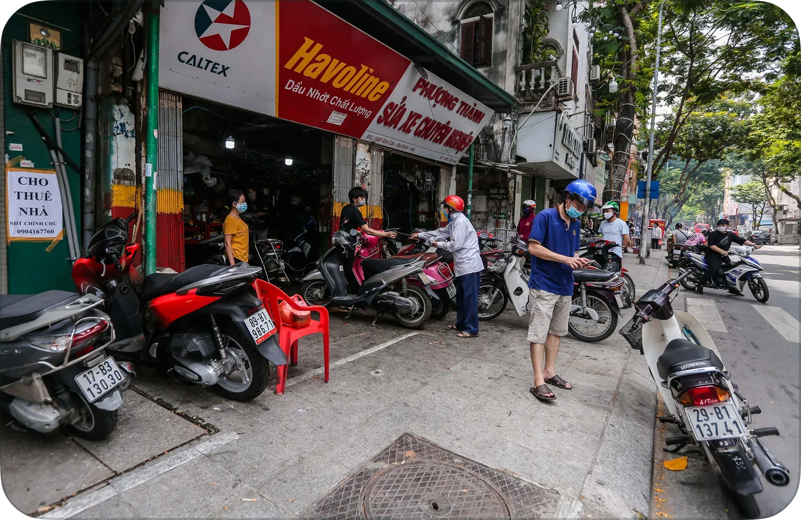 Khó tìm và giữ khách hàng