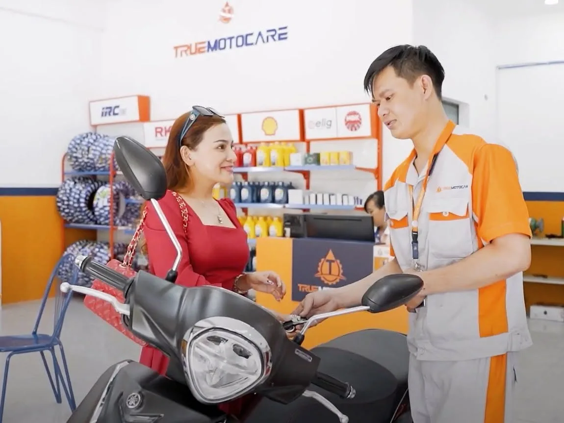 Sử dụng hệ thống phần mềm quản lý cửa hàng